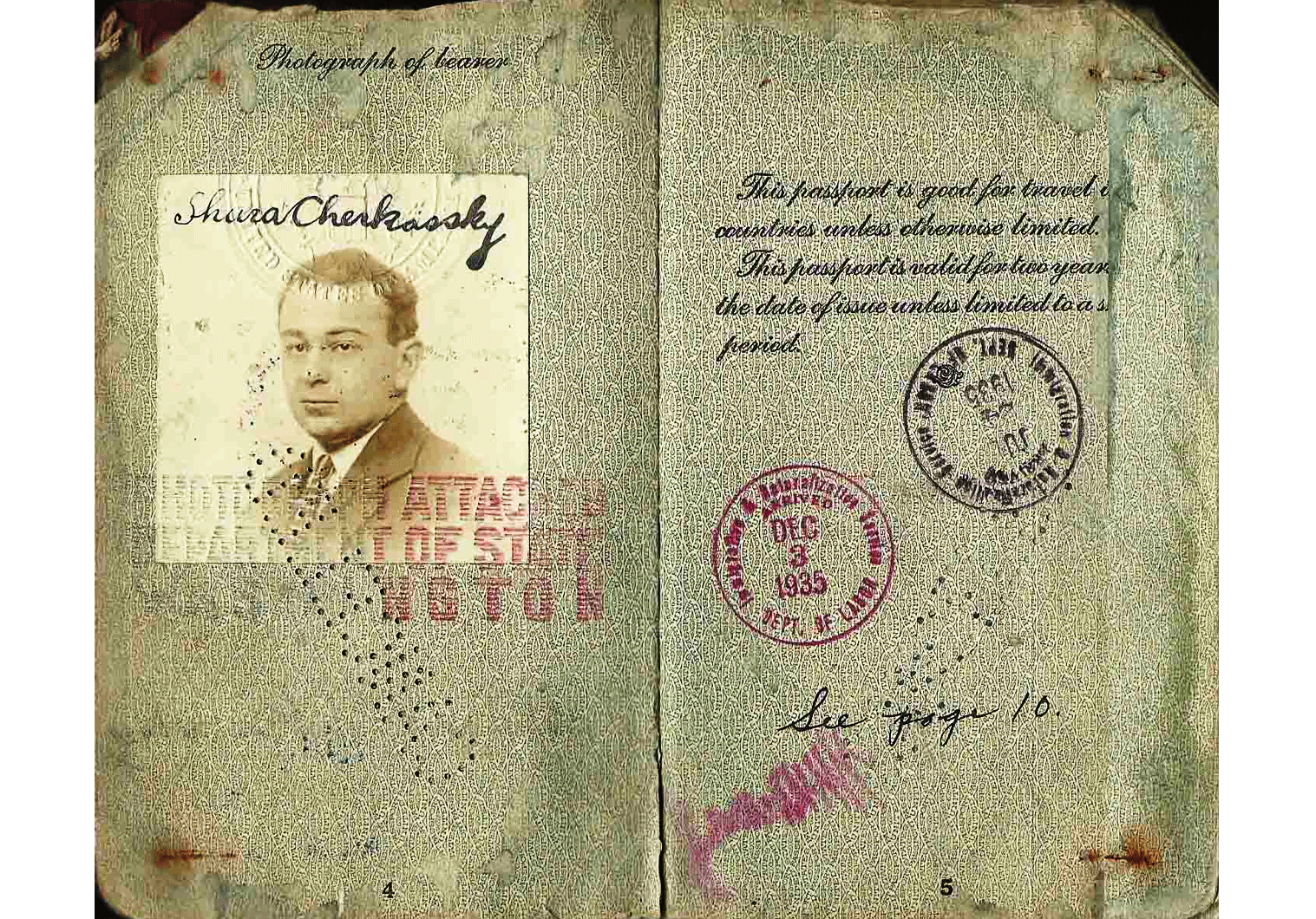 Shura Cherkassky passport.
