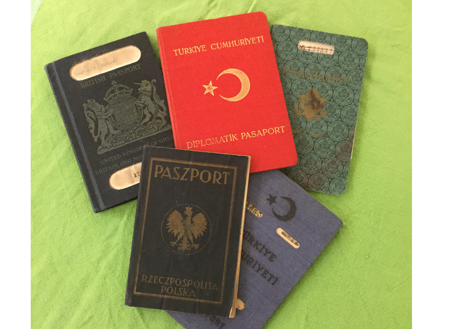 photos of old passports
