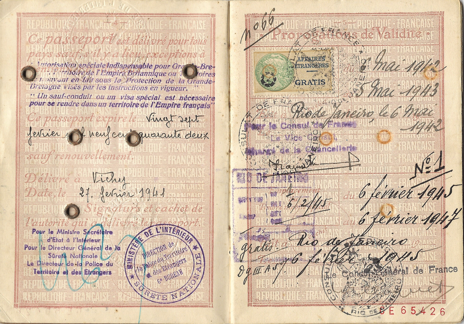 État français puppet-state SERVICE passport.